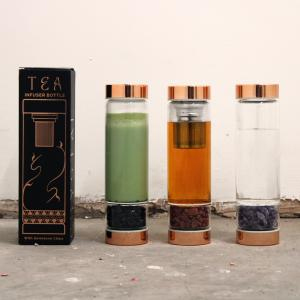 Botella de Cristal Infusor de Té con Gemas